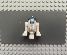lego Star Wars sw1085 Astromech Droid, R2-D2 minifigure - Flat Silver Head, Dark Pink Dots and Large Receptor