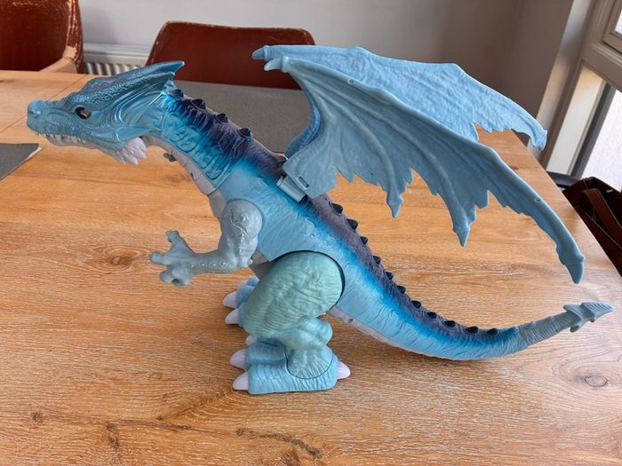 Interactive dinosaur