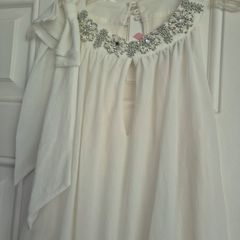 Lipsy Cream Top