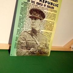 Michael Collins sign proclamation of the Irish republic