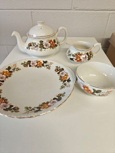 Vintage English Ironstone Tea Set from Royal Brampton
