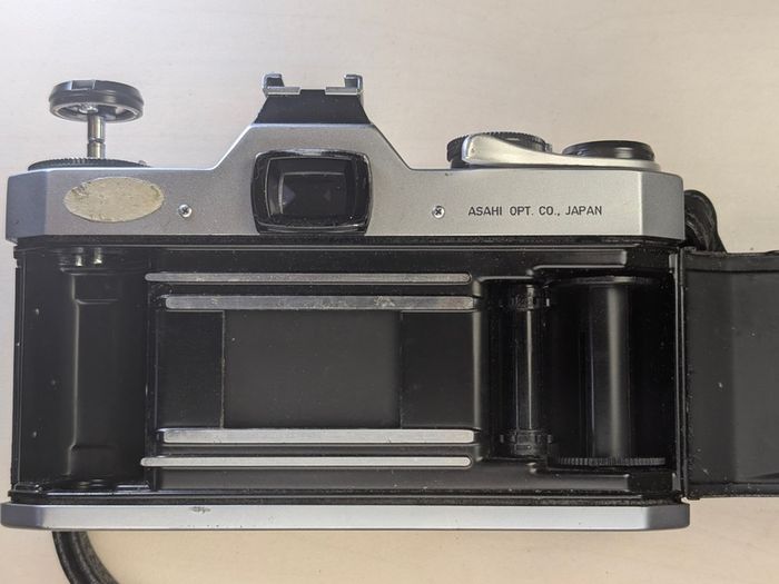 Pentax Spotmatic SP II. Fully Mechanical 35mm SLR (Body Only)