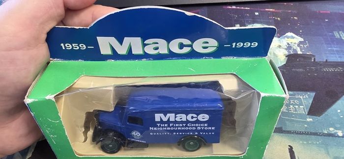 Lledo Mace Bedford Van 40 Year Celebration 1959-1999