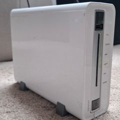 External Hard Drive Qnap Ts-112p 1.6ghz Cpu 512mb Ram 1 X 2tb Hard Drive Rj45 Usb Esata