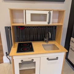 Kids Kitchen