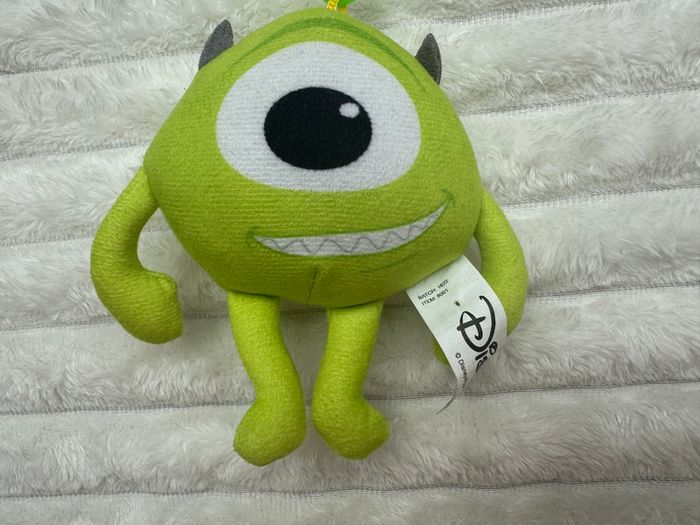 Disney Monsters Inc. approx. 15cm. Mike Wazowski Plush Keychain