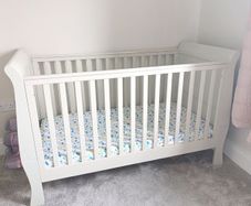 mama's and papas Mia sleigh cot bed