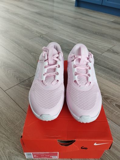 Nike Trainers UK Size 5.5