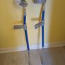 Pair of child crutches free to take away Image 3