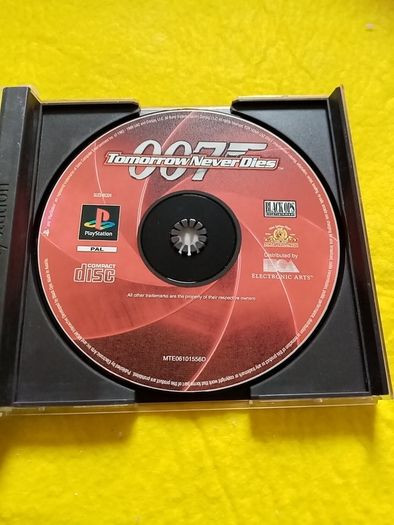 007 Tomorrow never dies PlayStation 1 Ps1 PlayStation 2 ps2 games Original