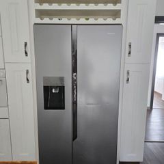 Hisense American fridge freezer