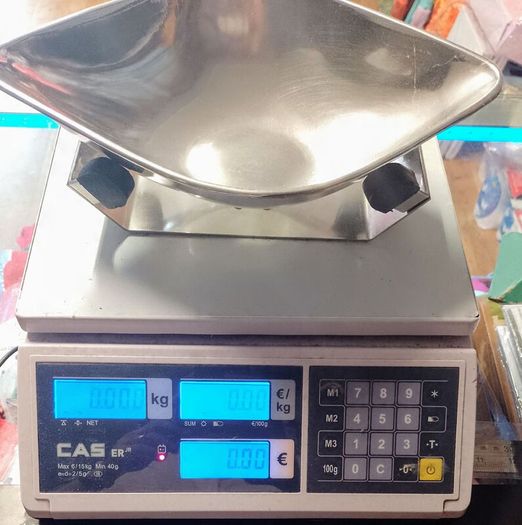 Digital Scales With Scoop