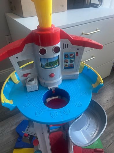 Paw Patrol tower