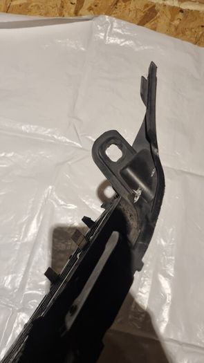 car partsGenuine Mercedes W205 Front Grill  Excellent Condition