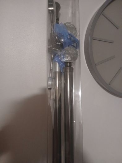 curtainpole