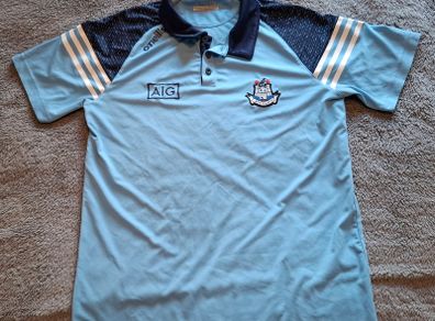 Dublin GAA O'Neills Gaelic Football Jersey (Adult Medium) FREE POST