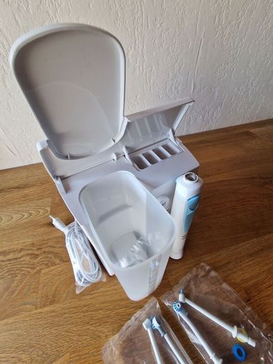 Oral-B oral irrigator (water flosser)