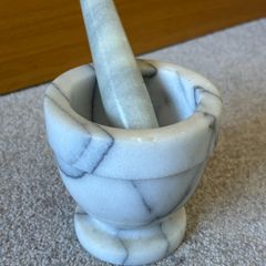 Marble Mortar and Pestle Set