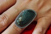 Beautiful Silver Toned Costume Ring - Good Quality - Size P (CS06)
