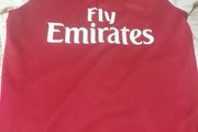 Arsenal 17/18 home shirt
