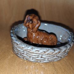 Wade basket with puppy figurine Ring/Trinket  Dish
