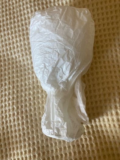 6 Large Wine Glasses. Perfect condition