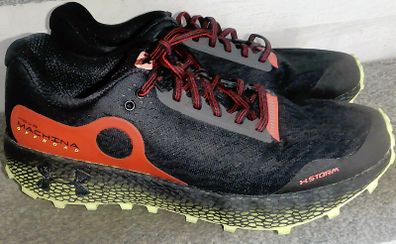 Size UK 10 / EU 45 Under Amour Hovr 24 euro