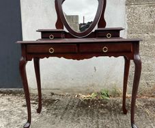 Vanity Unit / Dressing table