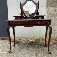Vanity Unit / Dressing table