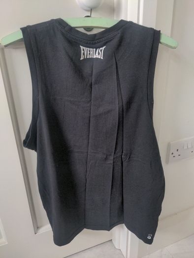 Sleeveless mens t-shirt