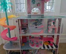 LOL Doll House