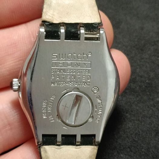 Retro Beautiful Ladies All Stainless Steel Quartz Watch Swatch Irony
