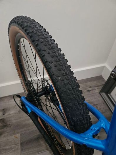 NEW Giant Talon 1