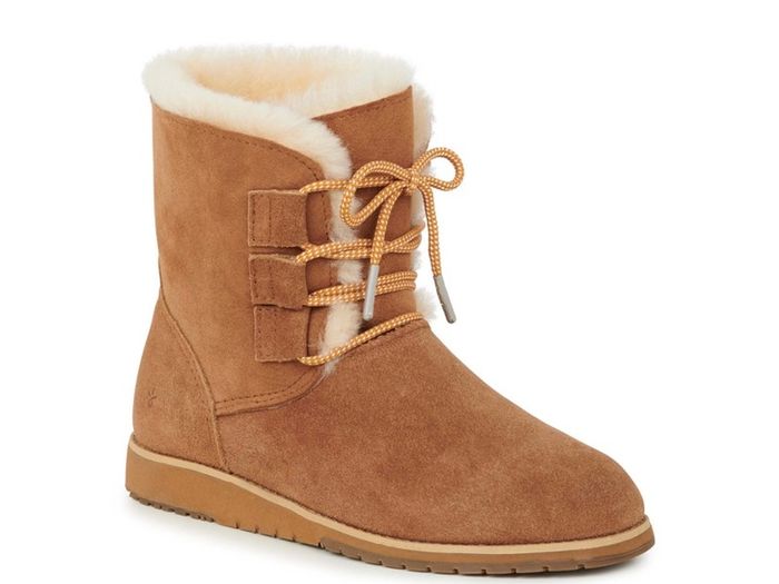 Brand New Boxed Emu Sheepskin Illawong Boots 6