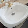 Amitage Shanks bathroom sinks and bath Image 2
