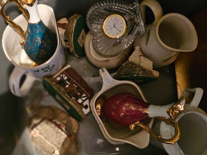 Whole Lot of Ornaments and Decorative Items