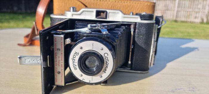 Coronet Rapide Vintage Folding Bellows 120 Film Camera with Case