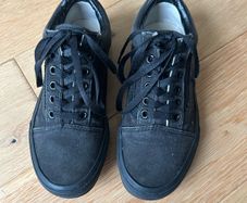 Black Vans size UK 3
