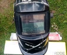 welders helmet auto darkening