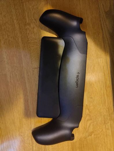 Spigen PlayStation Portal case