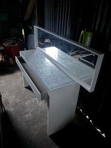 Make Up Table/Mirror
