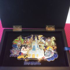 Rare Disney  Magic Kingdom Super Jumbo Pin Limited Edition Of 1000
