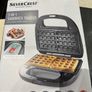 Sandwich Toaster 3-1 Image 2