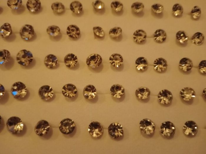 Ear Rings 100 Pairs in Display Box