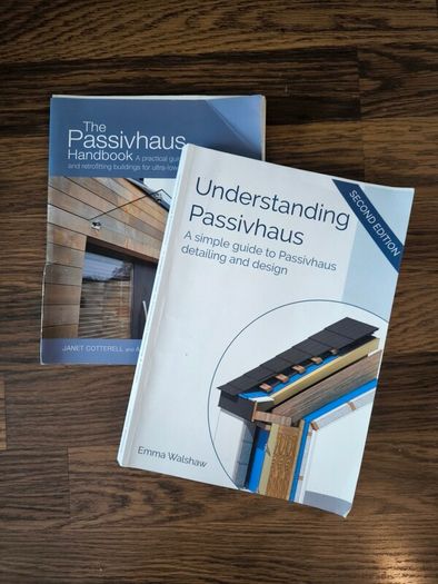 Passivhaus Book Bundle (2 Books) - Detailing, Retrofitting & Design Guides
