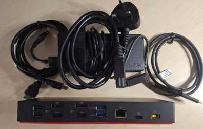 Lenovo ThinkPad 40AF Hybrid USB-C with USB-A Dock 135W UK power plug