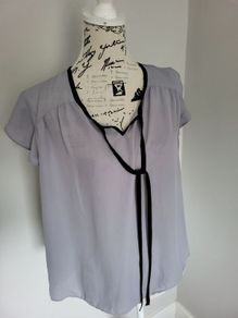 grey blouse short