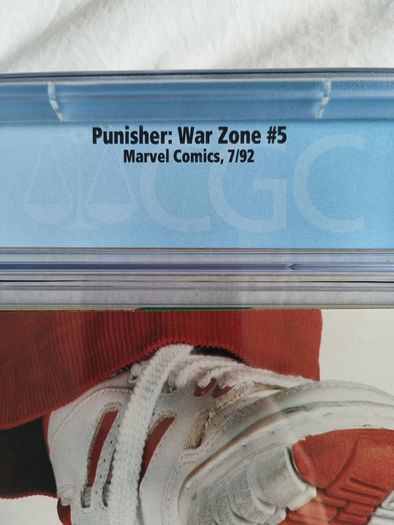 Punisher War Zone Issue 5 CGC 9.8 Graded Comic Book Framed Marvel
