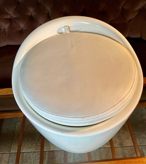 Wenko Rare Y2K Storage Stool Seat with White Faux Leather Lid