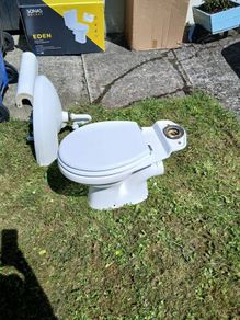 toilet and handbasin